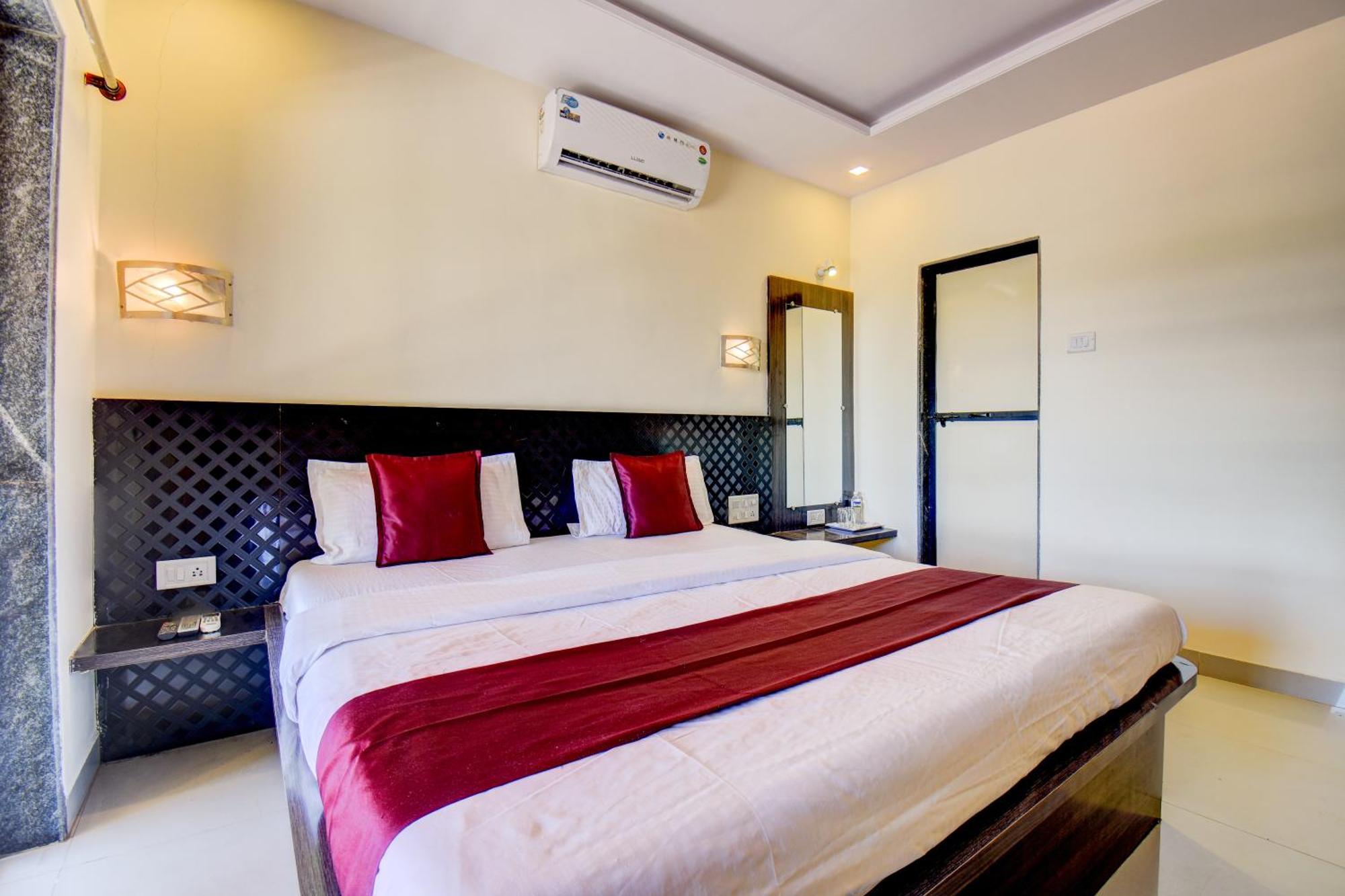 New Jijau Residency, Mahabaleshwar Hotel Exterior photo